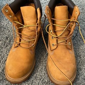 Timberlands 5.5 slightly worn